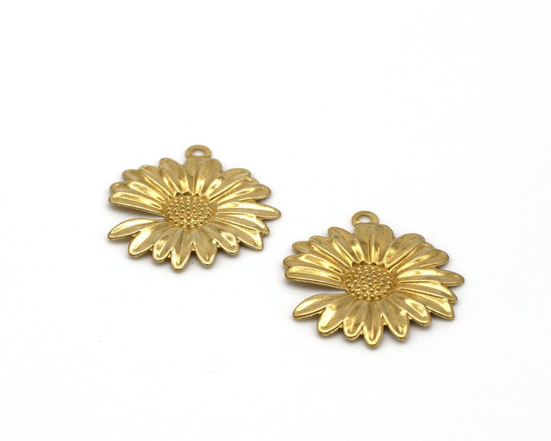 6 x Raw Brass Daisy Flower Pendants, 30x27mm (C0659)