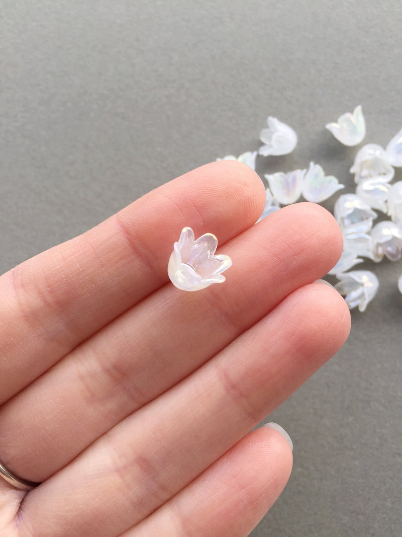 40 x AB White Acrylic Semi-translucent Bell Flower Beads, 10x11mm (3688)