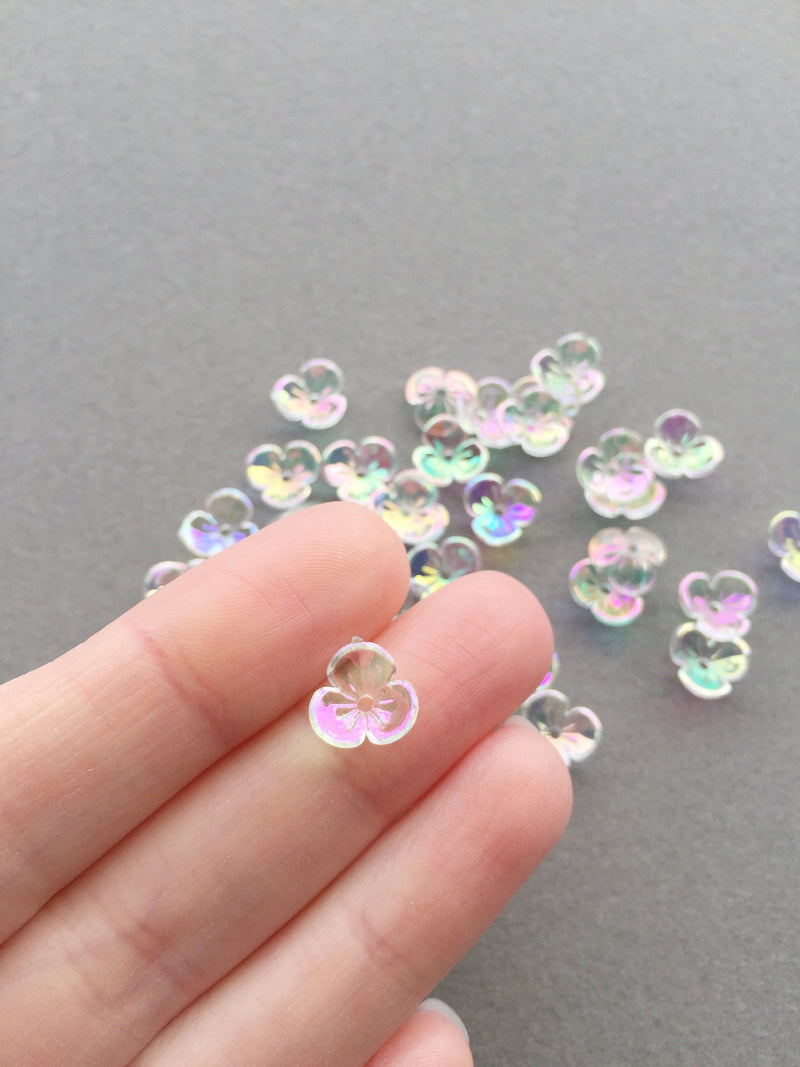 40 x AB Translucent Three Petal Flower Beads, 10mm (3652)