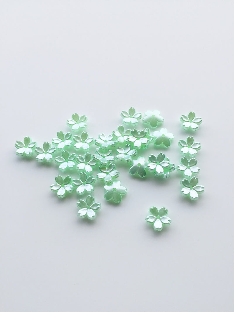 50 x Pearl Green Flower Beads, 11.5mm Lucite Sakura Flowers (3682)