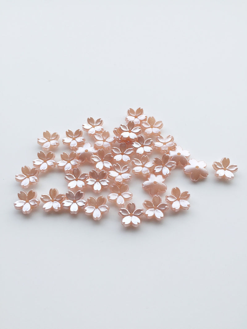 50 x Pearl Dusty Pink Flower Beads Acrylic Sakura Flowers, 11.5mm (3684)