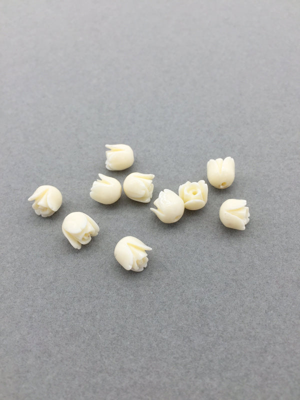 10 x Tiny Carved Coral Rose Buds, 7x6.5mm (A3)