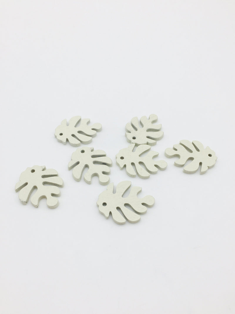 10 x Ivory Wooden Monstera Leaf Pendants, 30x25mm (3696)