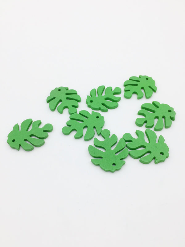 10 x Green Wooden Monstera Leaf Pendants, 30x25mm (3695)